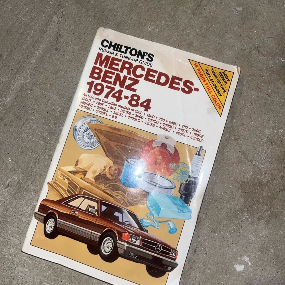 Chilton's Mercedes-Benz Repair Guide 1974-84 - White